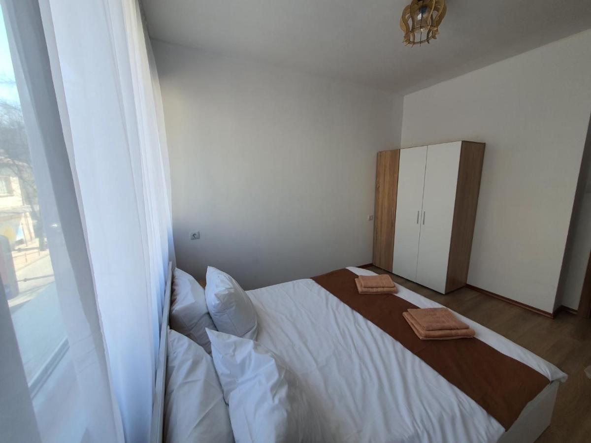 The Center Apartments Comfort ซันดันสกี ภายนอก รูปภาพ