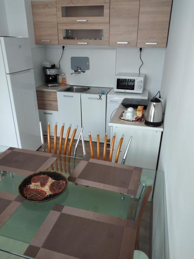 The Center Apartments Comfort ซันดันสกี ภายนอก รูปภาพ