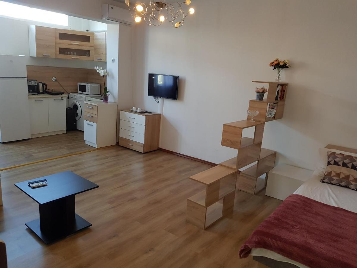 The Center Apartments Comfort ซันดันสกี ภายนอก รูปภาพ