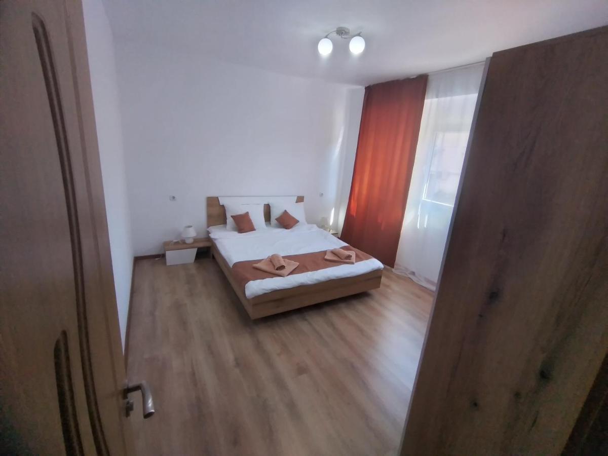 The Center Apartments Comfort ซันดันสกี ภายนอก รูปภาพ
